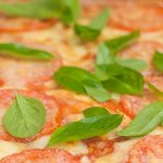 Receita diferente: Meatzza, a pizza com base de carne | Cozinha do João